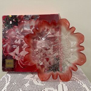 MIKASA Christmas Glass Candy Plate 💒🎄Christmas Plates 💒 Christmas Story Berry